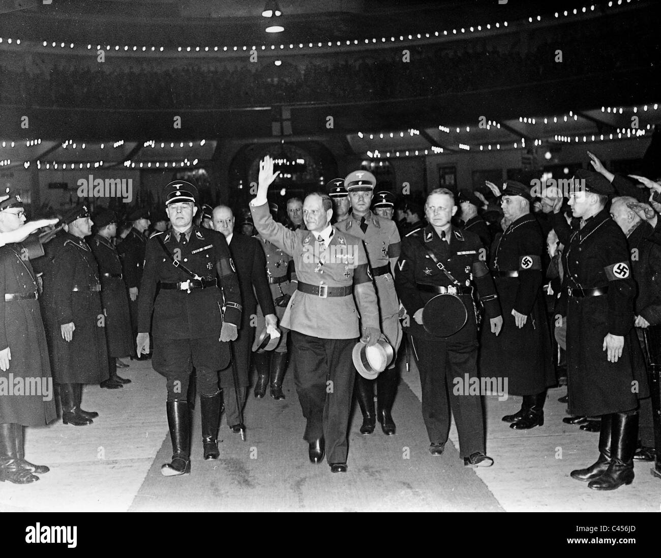 Franz Ritter von Epp und Arthur Goerlitz auf einer Kundgebung der Reich Colonial League, 1937 Stockfoto