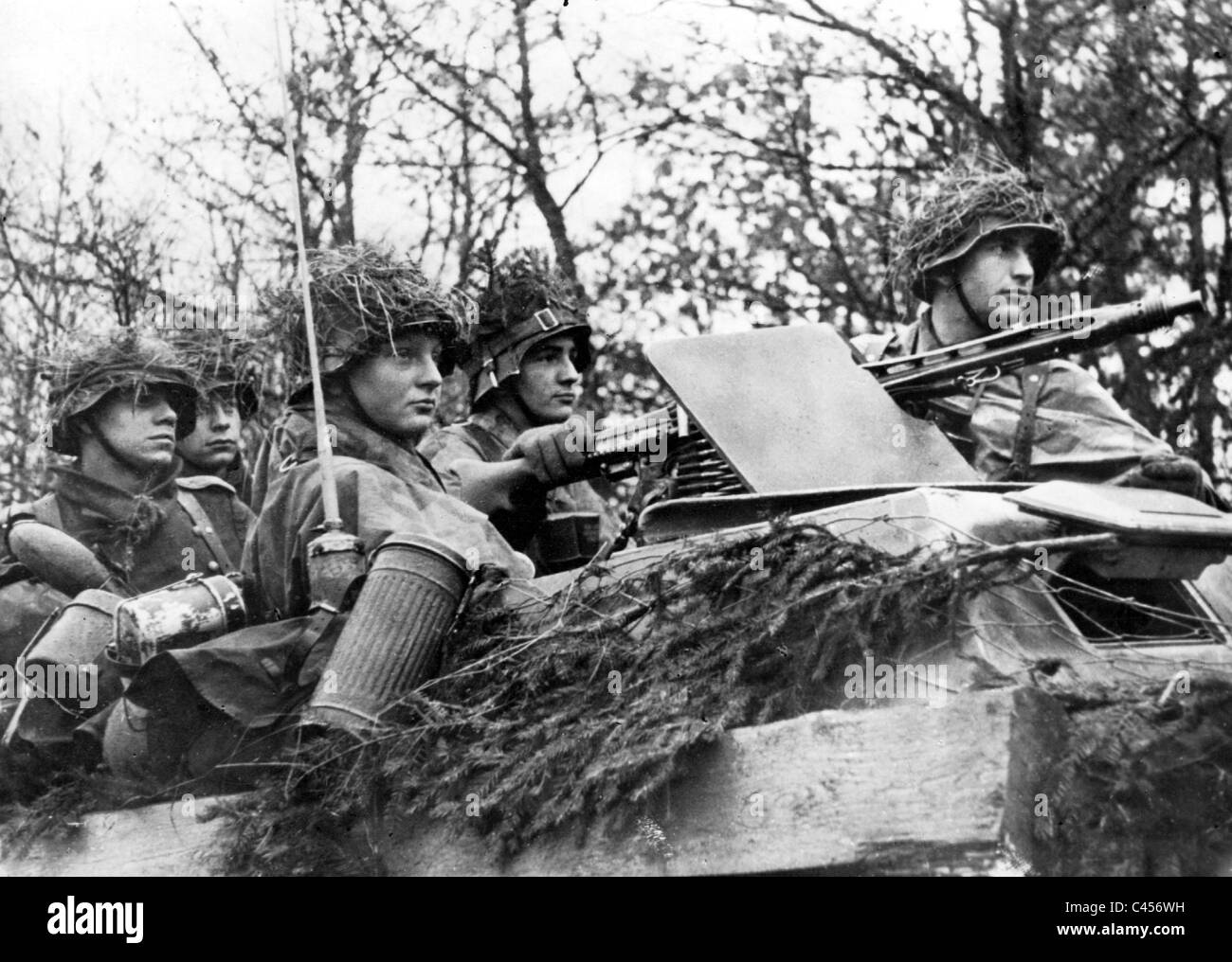 Deutsche Soldaten an der Front in Belgien, 1945 Stockfoto