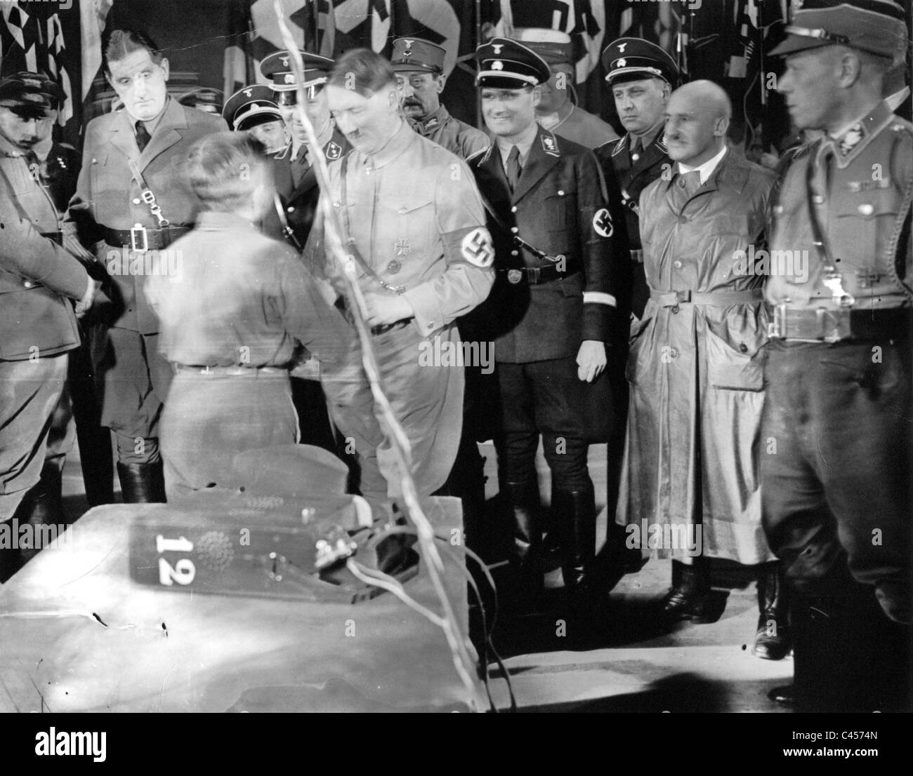 Ernst Hanfstaengl, Adolf Hitler und andere, 1933 Stockfoto