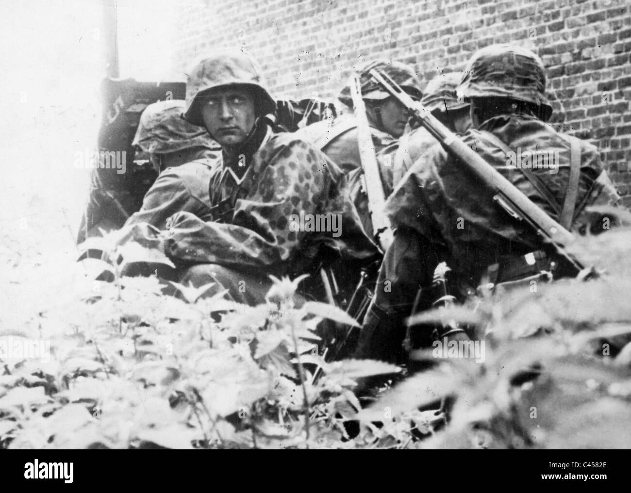 Soldaten der Waffen-SS SS in Belgien, 1940 Stockfoto