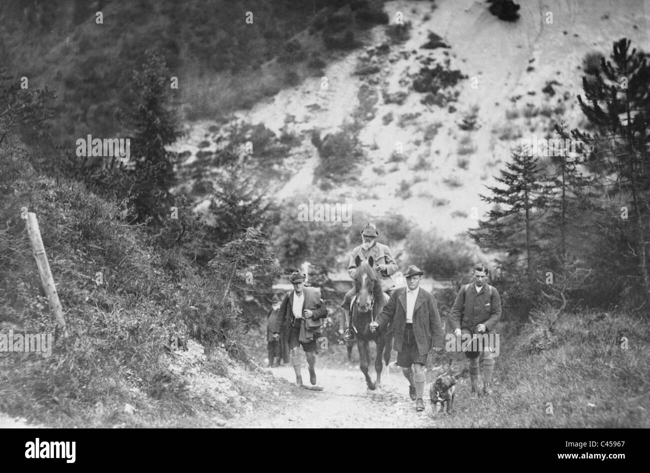 Luitpold, Prinzregent von Bayern auf der Jagd in den Bergen, 1907 Stockfoto