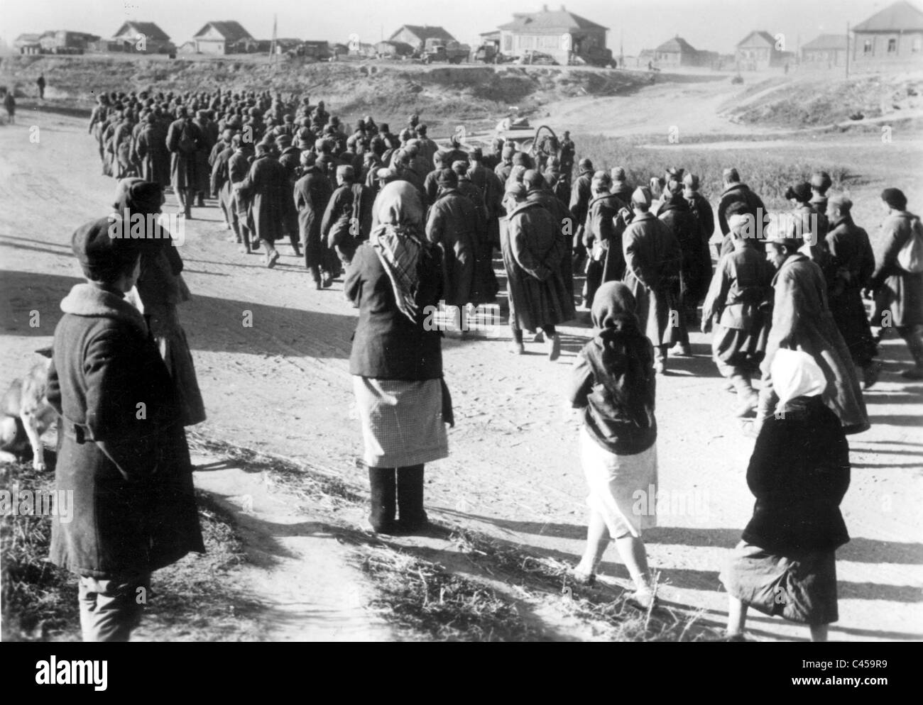 Sowjetische Kriegsgefangene an der Ostfront 1942 Stockfoto