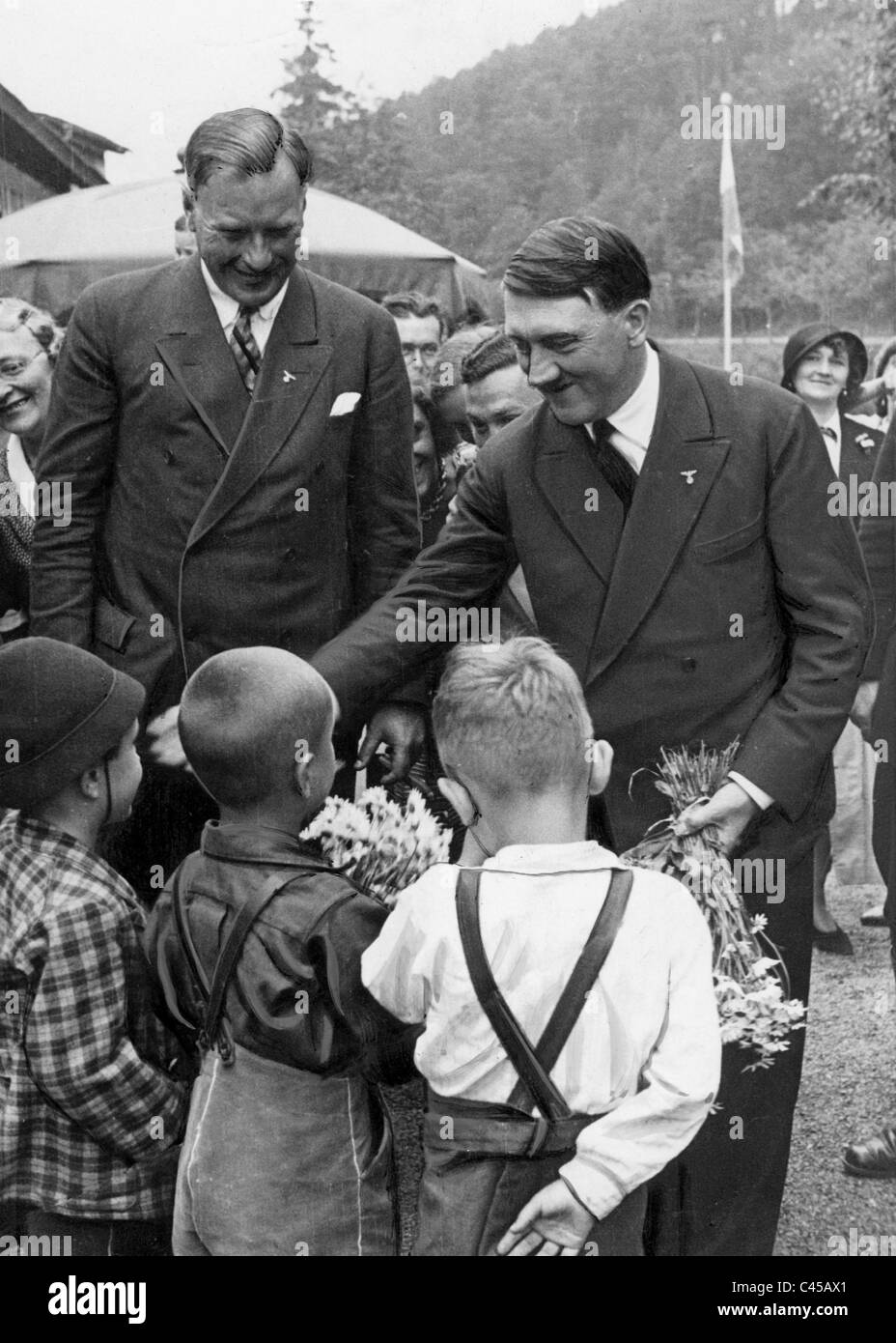 Adolf hitler kinder Stockfotos und -bilder Kaufen - Alamy
