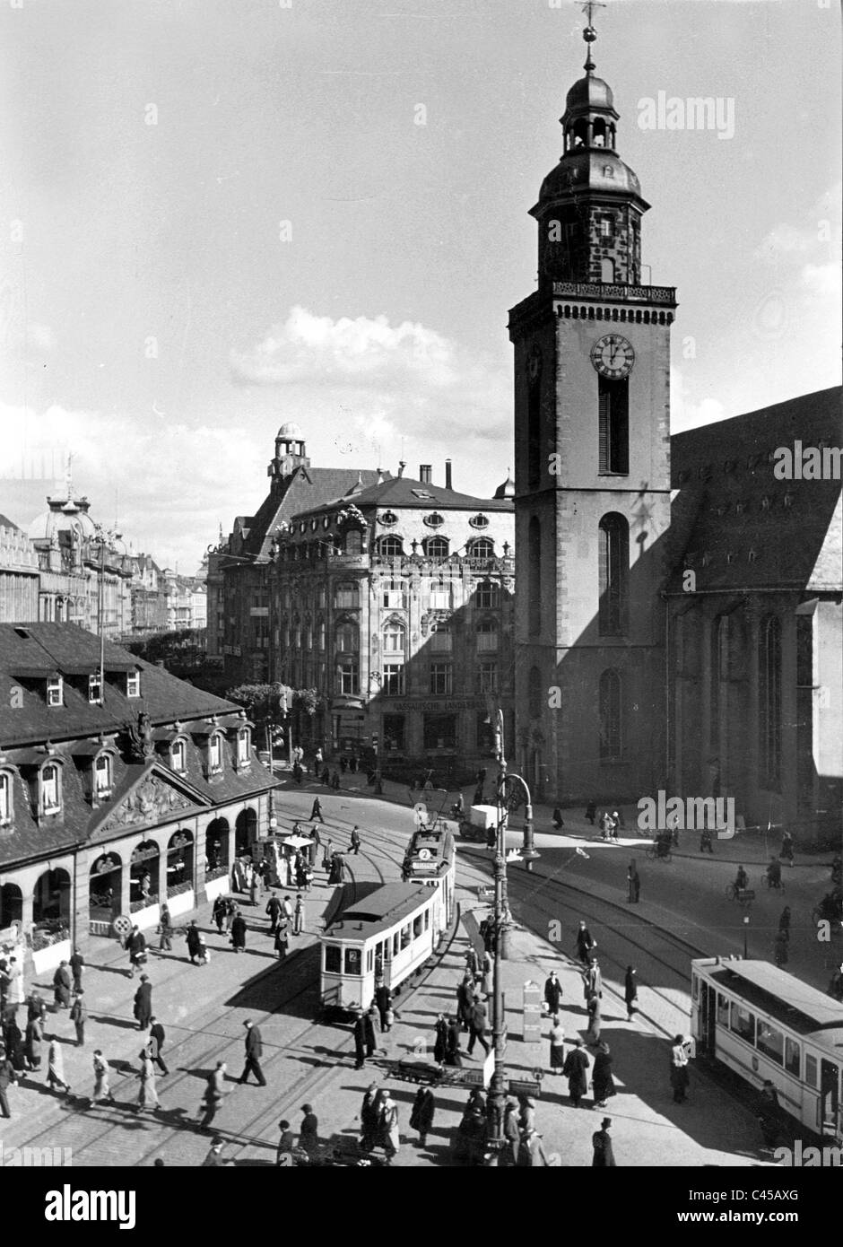 Watch House Square und Katharine Kirche in Frankfurt Am Main, 1938 Stockfoto