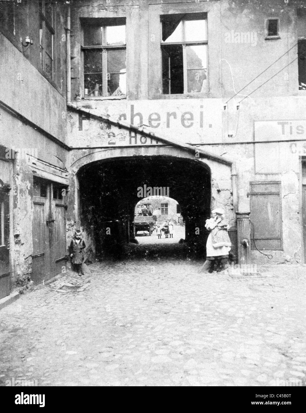 Wohnhaus in Berlin an der Wende des Jahrhunderts Stockfoto