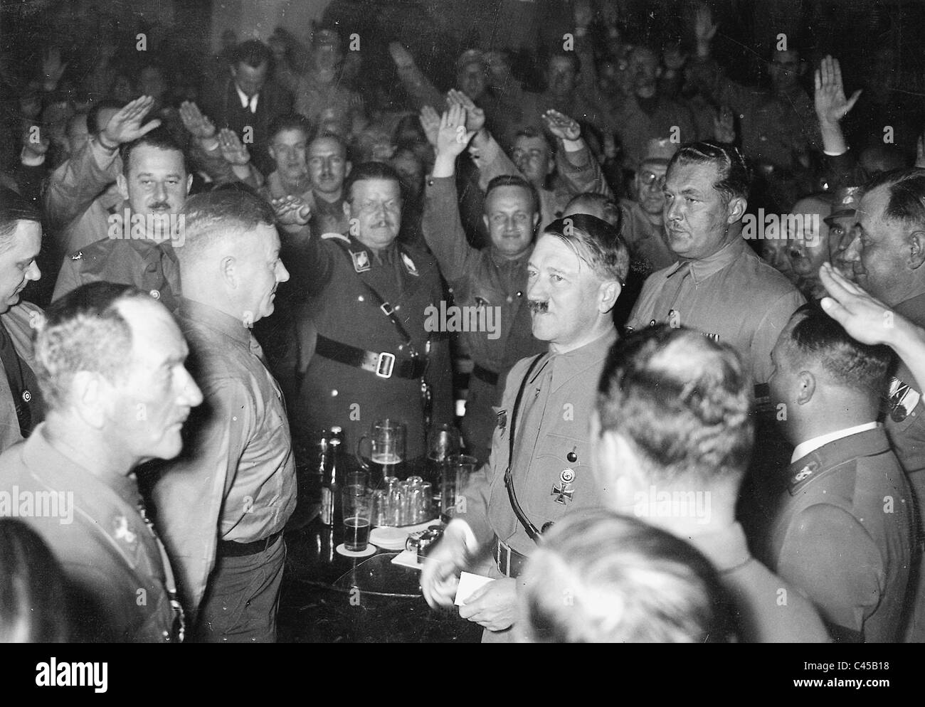 Hitler mit "alten Kämpfer", 1938 Stockfoto