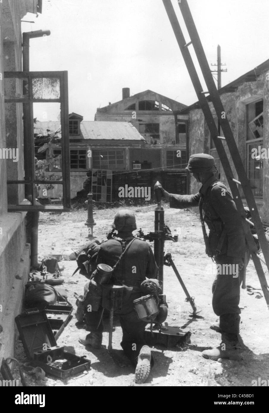 Nazi-deutsche Granate Werfer bei kämpfen in Sewastopol, 1943 Stockfoto