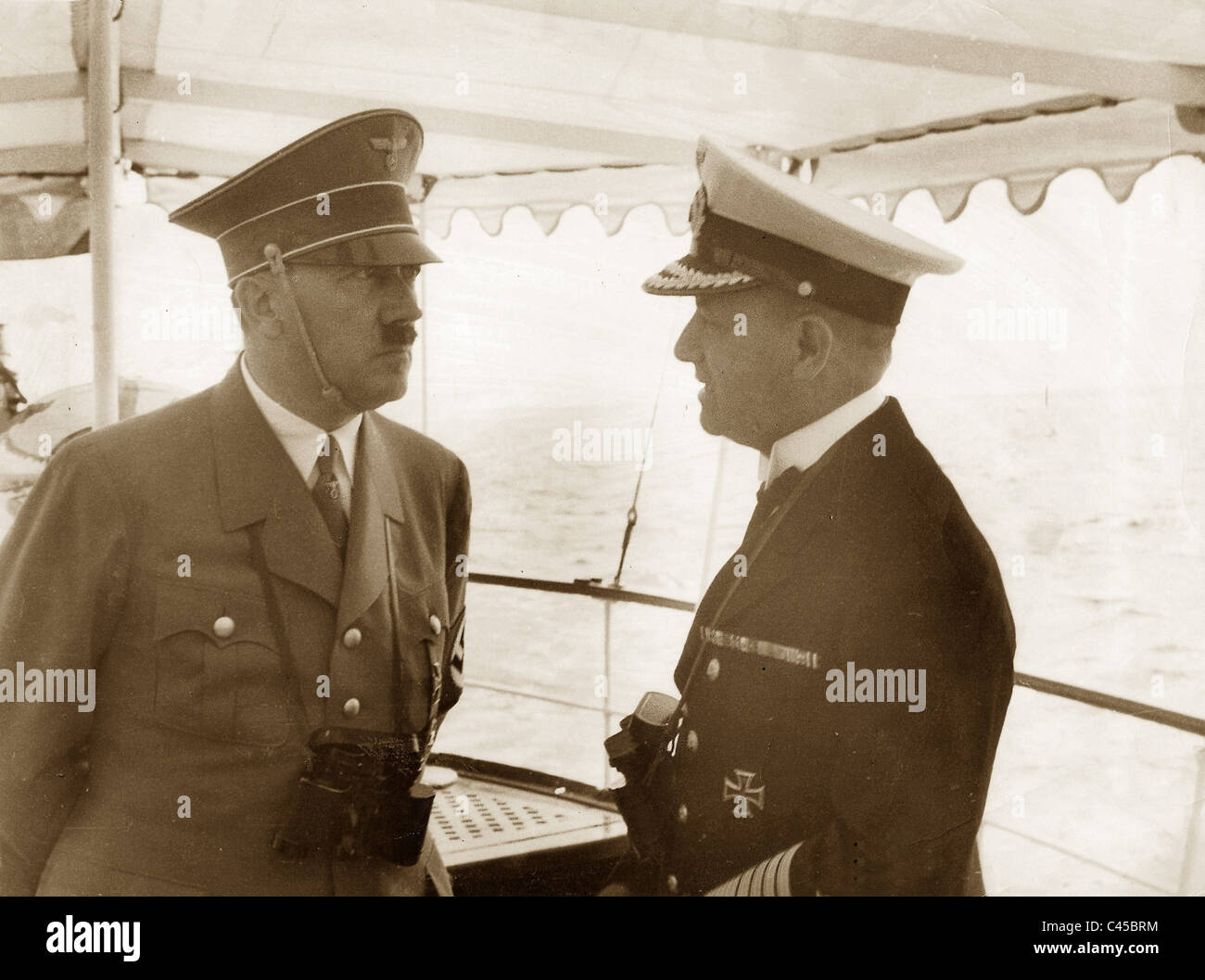 Hitler und Raeder, 1936 Stockfoto