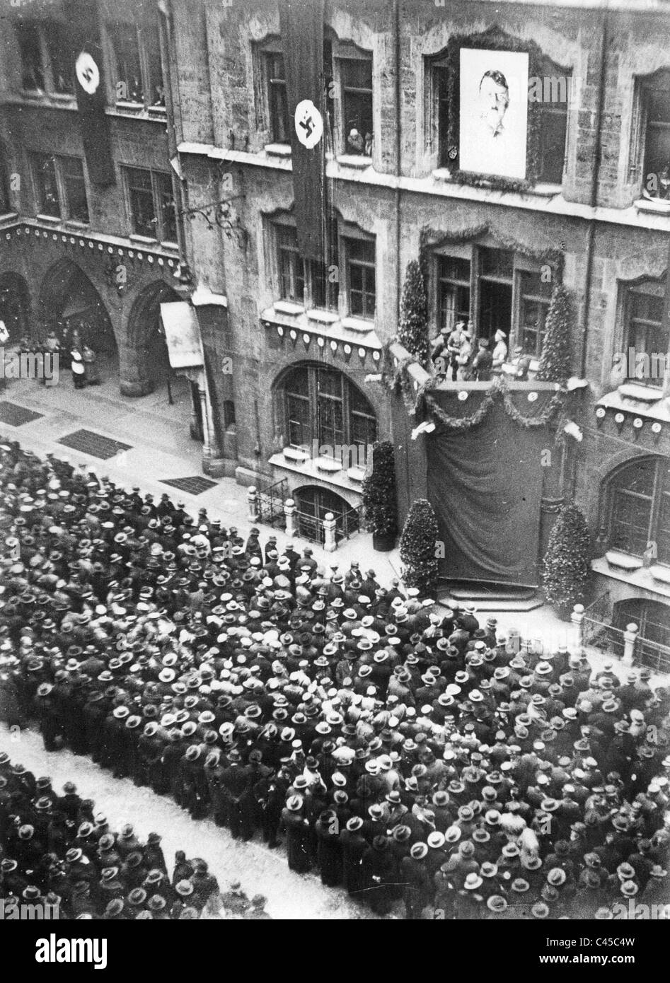 In Welchem Jahr War Die Machtergreifung Hitlers