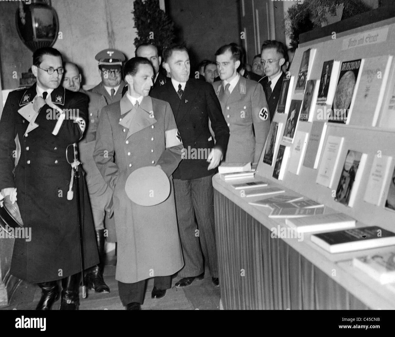 Goebbels, Bouhler am Buchausstellung Stockfoto