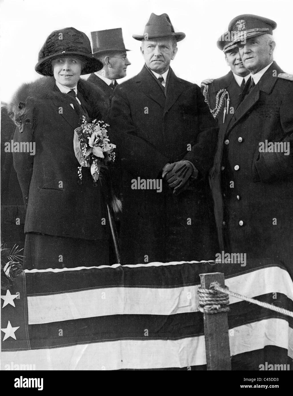 Präsident Calvin Coolidge mit seiner Frau, Grace Coolidge und Curtis D. Wilbur, 1925 Stockfoto