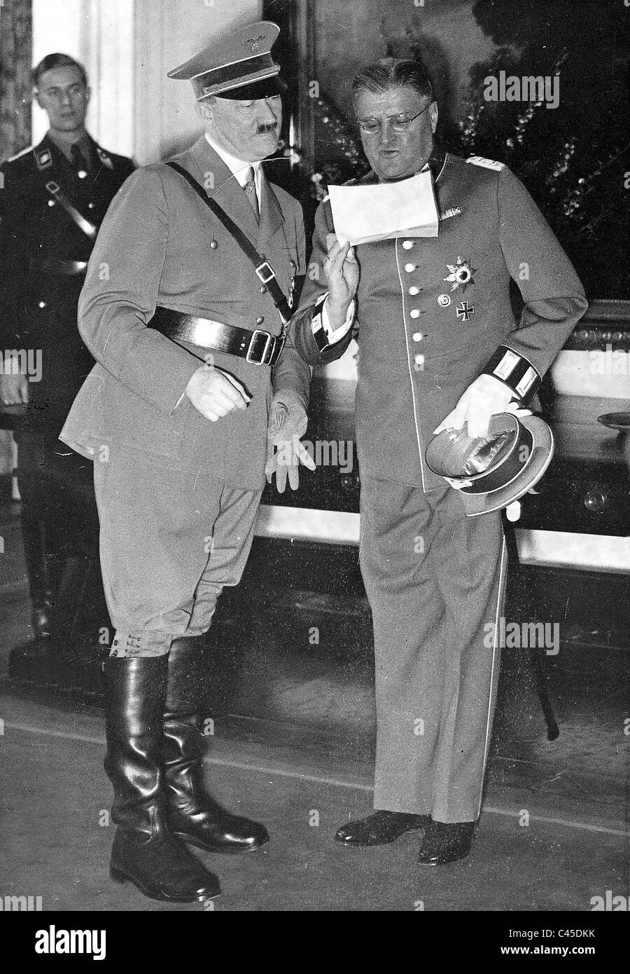 Hitler Meissner An Hitlers Geburtstag Stockfoto Bild 36999863