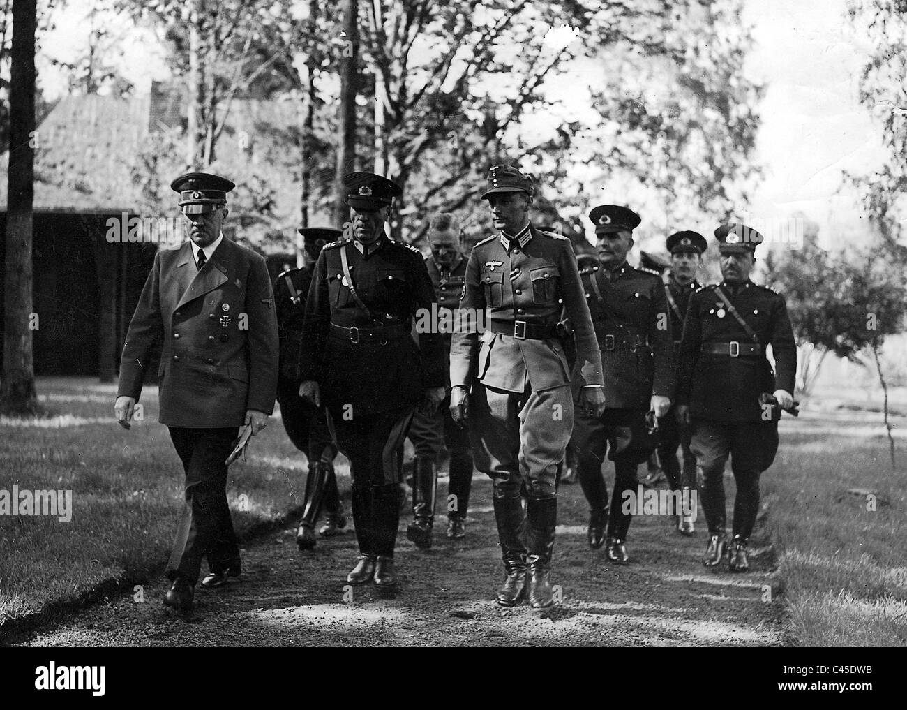 Türkische Offiziere unter der Leitung von Toydemyr auf Hitler Stockfoto