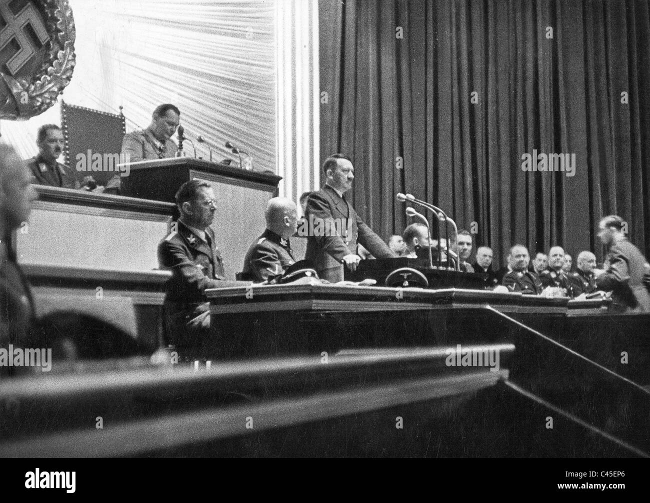 Adolf Hitler im Reichstag, 1942 Stockfoto