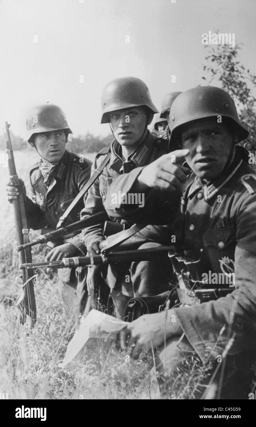 Patrouillieren Sie an der Ostfront, 1941 Stockfoto