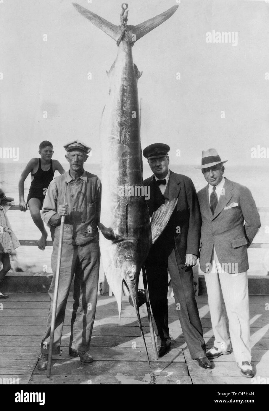 Winston Churchill mit einem Schwertfisch, 1929 Stockfoto