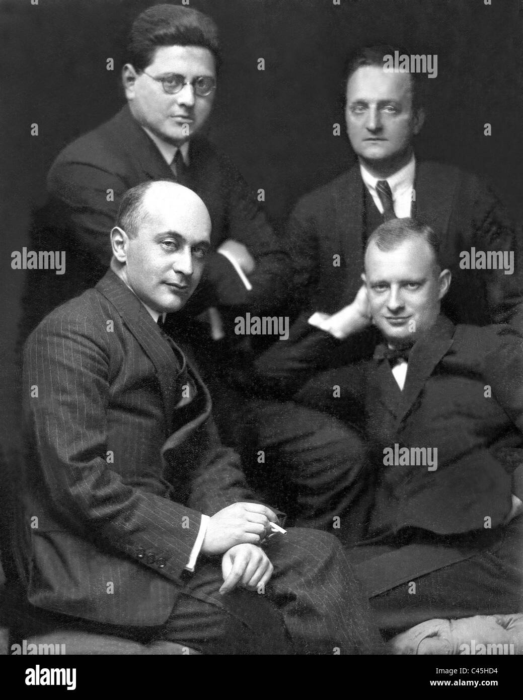 Paul Hindemith mit Mitgliedern des Amar-Quartetts, 1924 Stockfoto