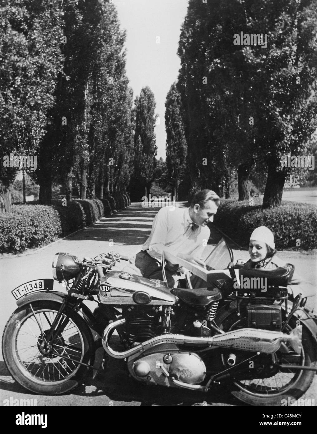 Frühling-Fahrt auf dem Motorrad, 1936 Stockfoto