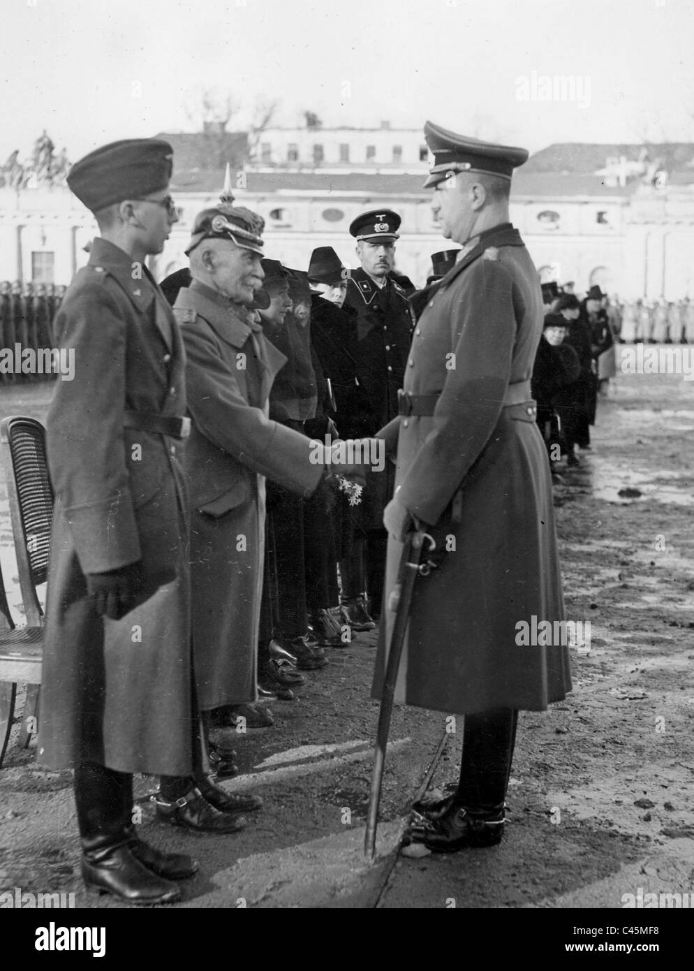 Colonel general friedrich fromm Fotos und Bildmaterial in hoher