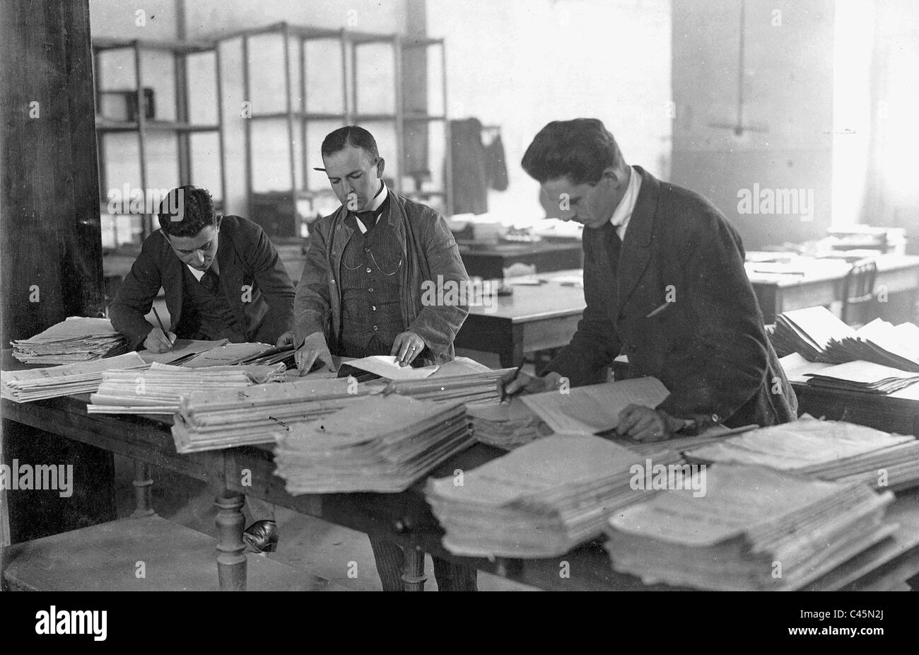 Wahlen 1919 Fotos und Bildmaterial in hoher Auflösung Alamy