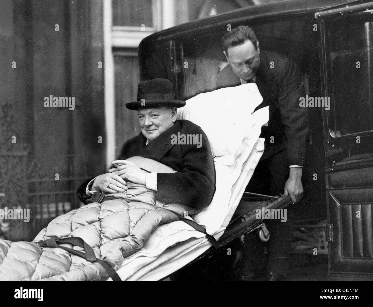 Winston Churchill während ein Rettungsdienst, 1932 Stockfoto