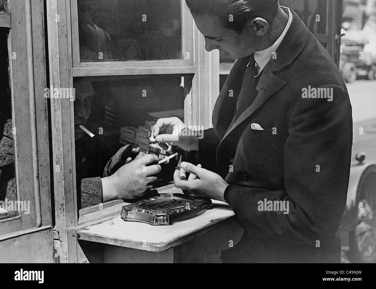 Einzelhandel mit Zigaretten während der großen Depression, 1931 Stockfoto