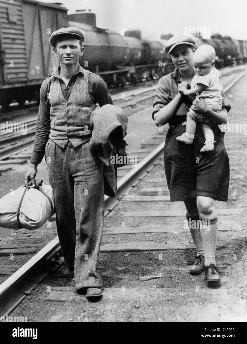 Familie auf der Suche nach Arbeit während der großen Depression, 1932 Stockfoto