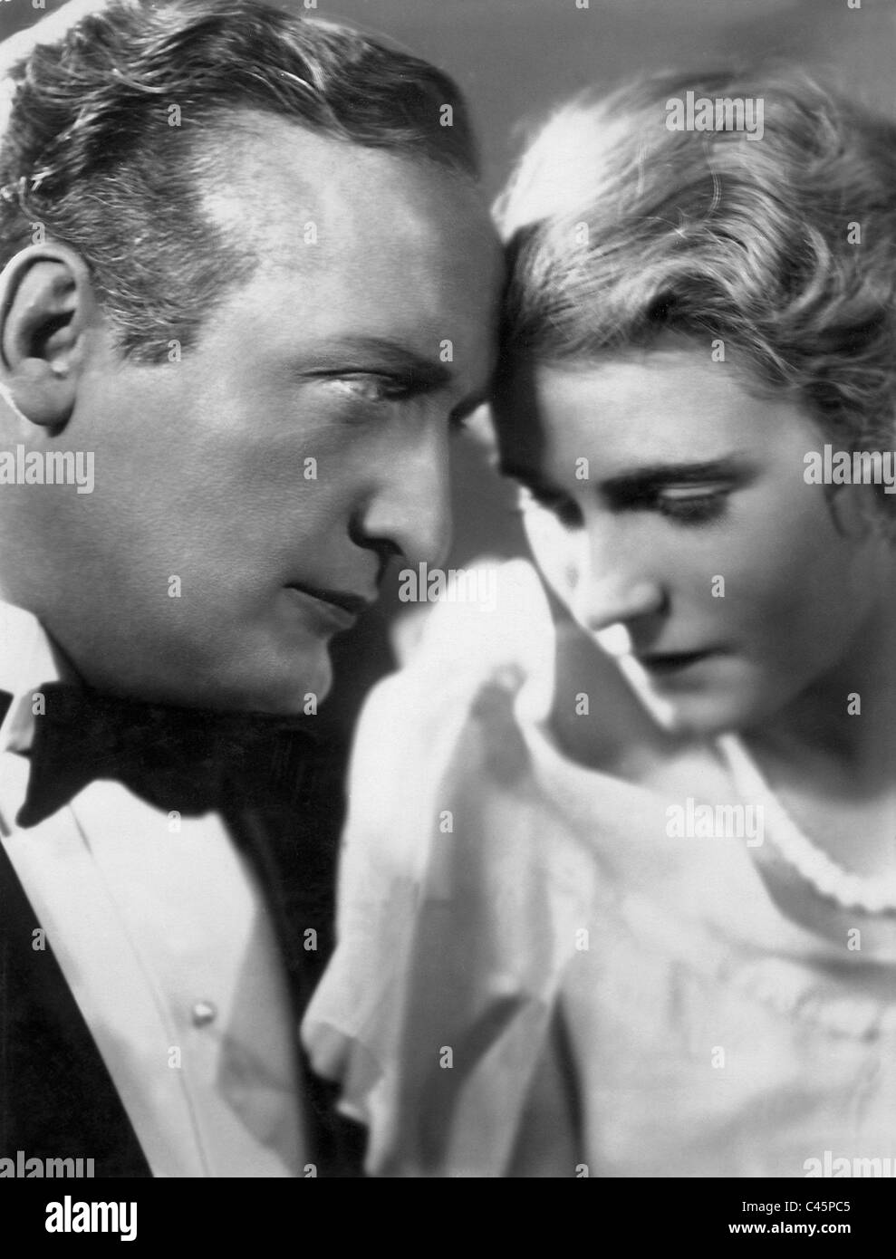 Hans Albers und Karin Hardt in "Ein bestimmter Herr Gran", 1933 Stockfoto
