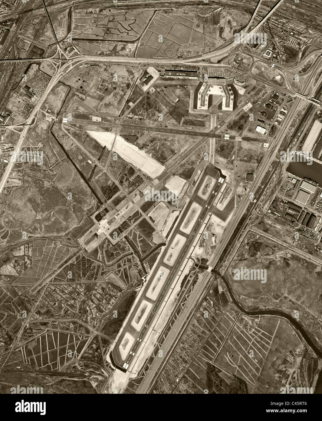 historische Luftaufnahme Flughafen Newark 1954 Stockfoto