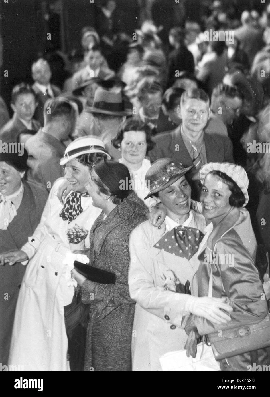 Abreise der deutschen Austauschstudenten bevor sie für Amerika, 1935 verlassen Stockfoto