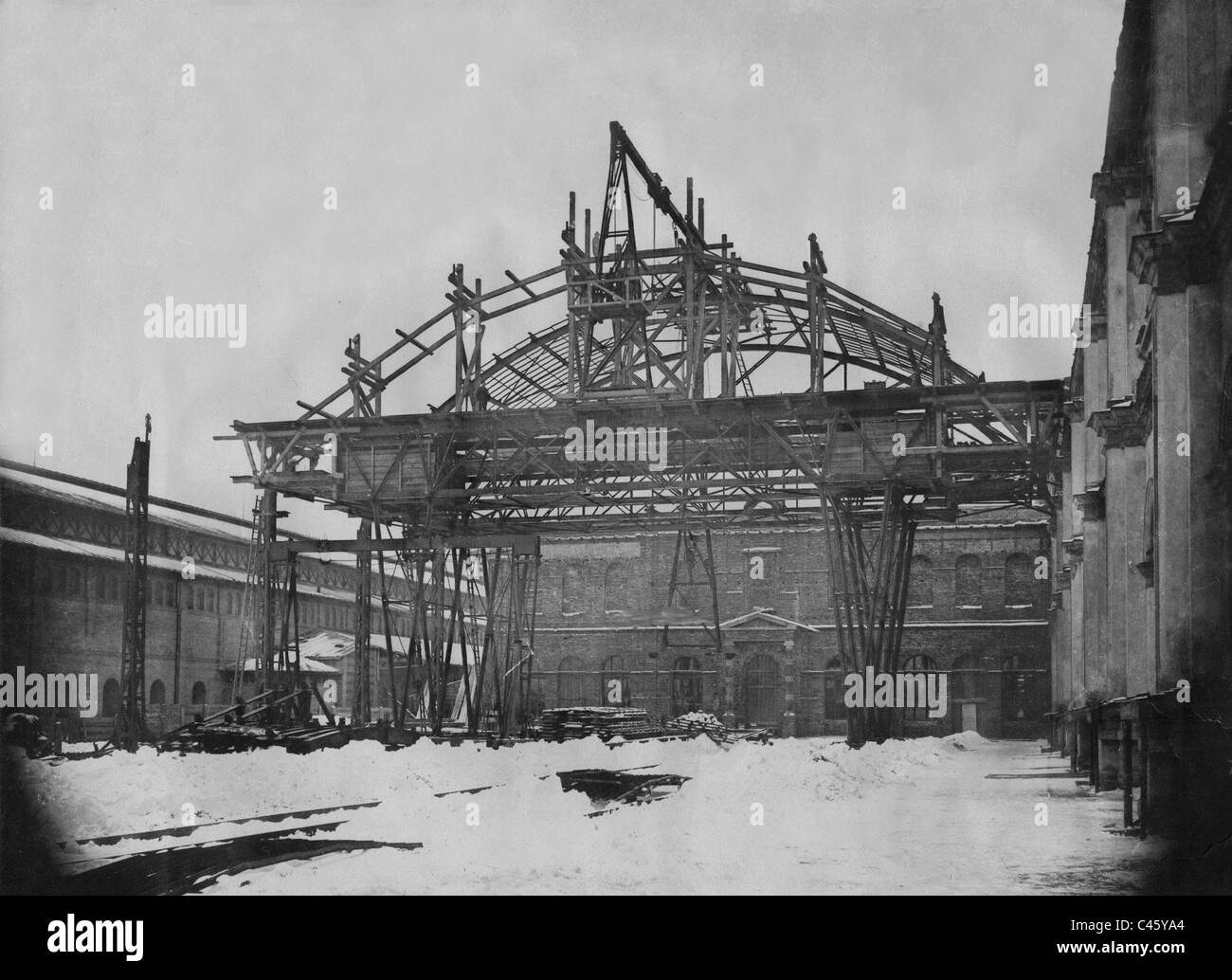 Bau des Bahnhofs München 1879 Stockfoto
