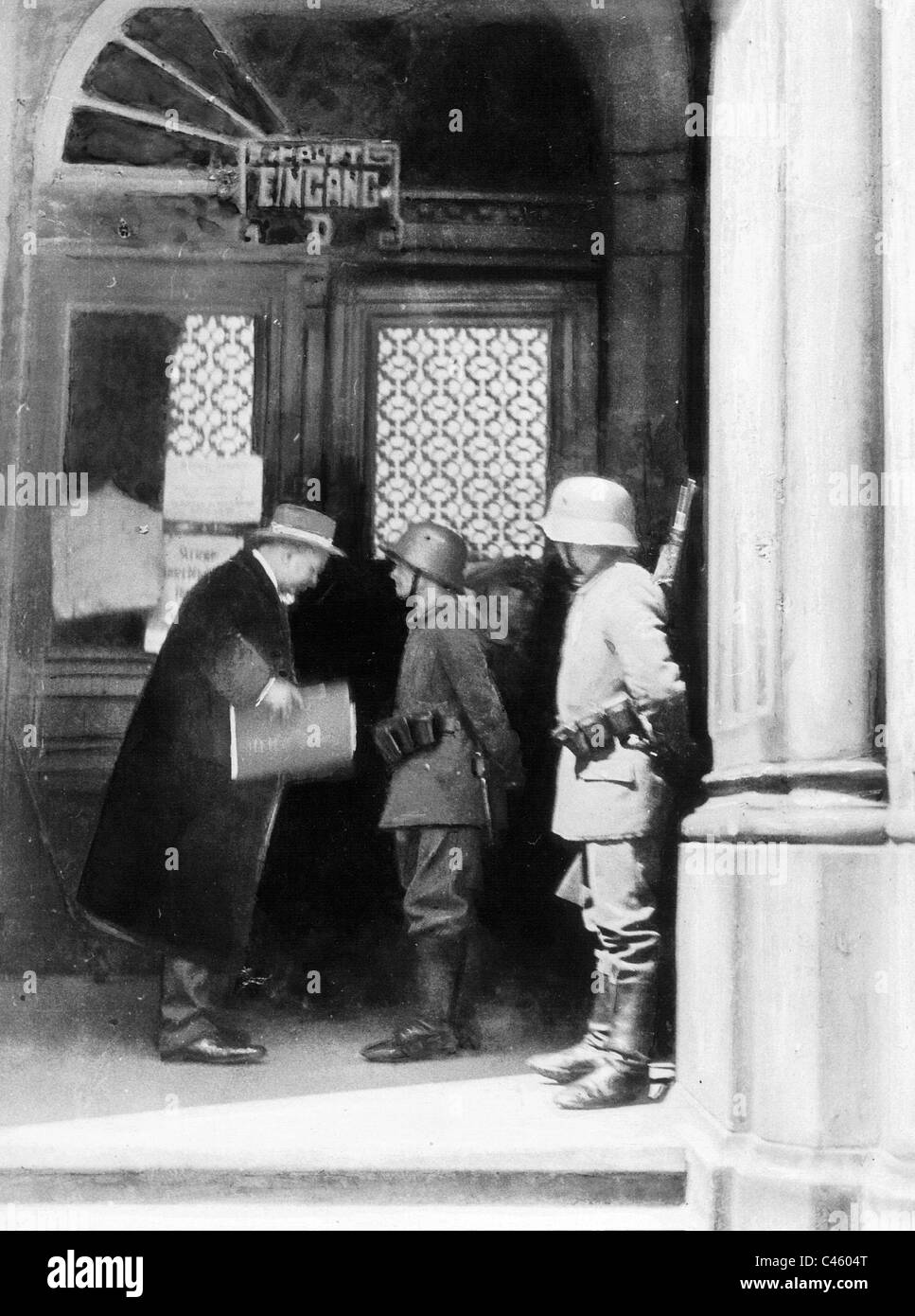 Steuern Sie im Prozess gegen die Mörder von Karl Liebknecht und Rosa Luxembourg, 1919 Stockfoto