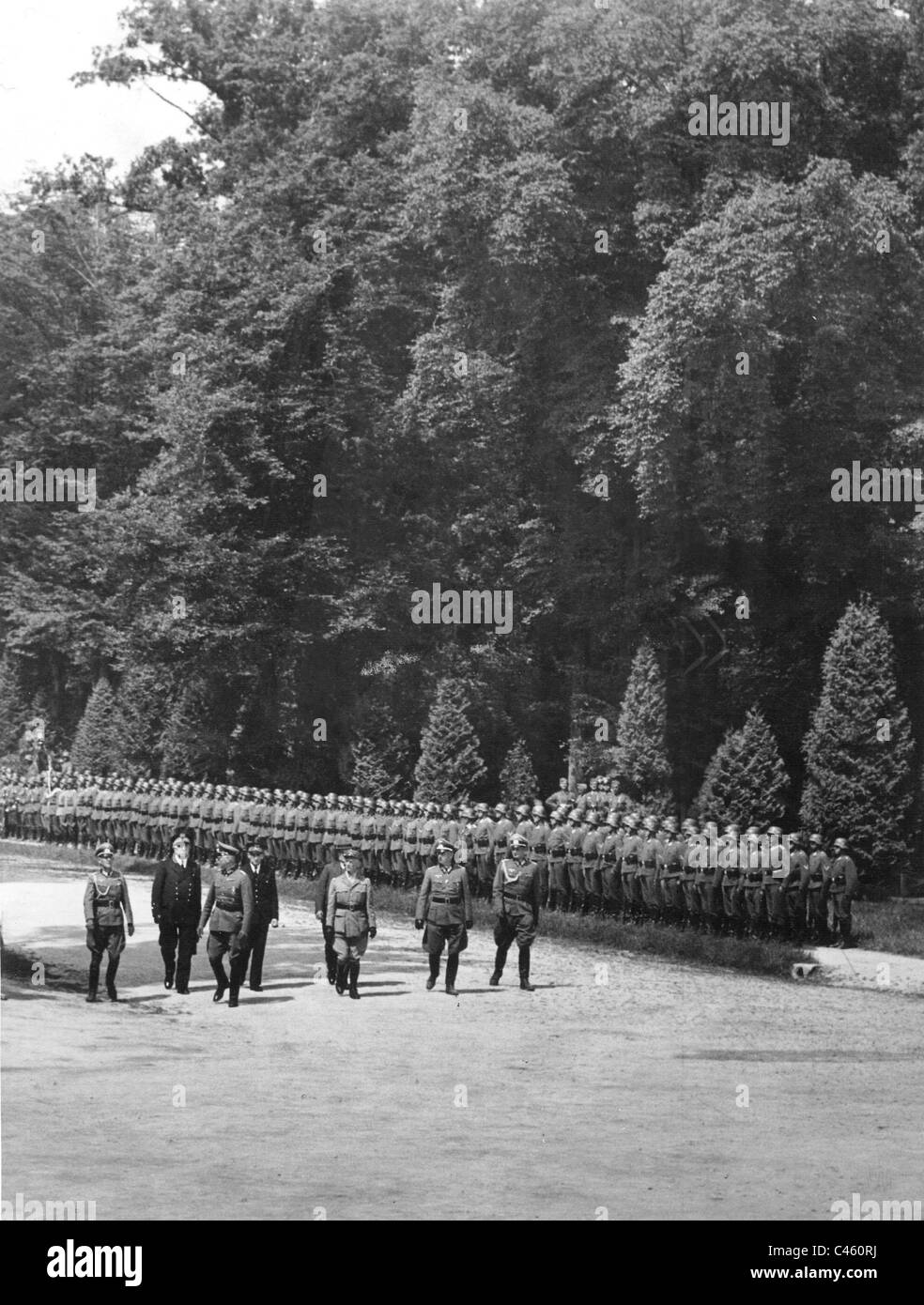 Ankunft der französischen Delegation im Wald von Compiègne 1940 Stockfoto