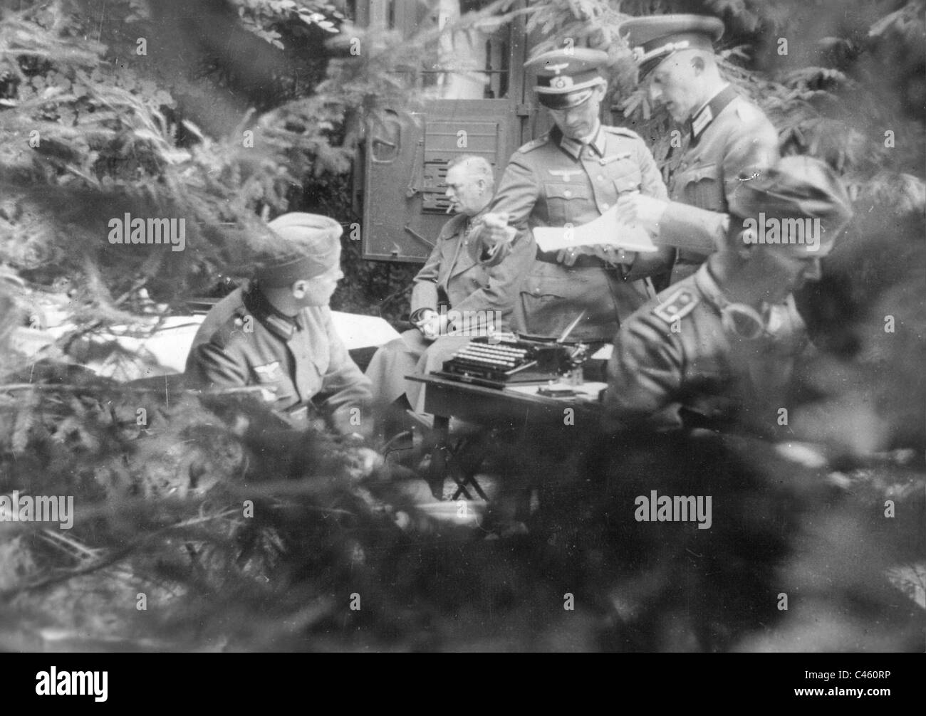 Generaloberst Wilhelm Keitel, während einer Pause bei den Verhandlungen im Wald von Compiègne 1940 Stockfoto