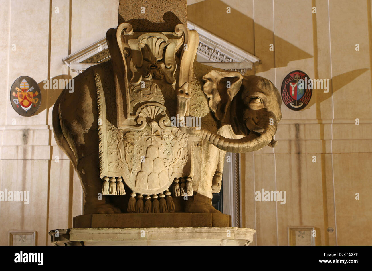 Rom - Obelisk The Pulcino della Minerva, Gian Lorenzo Bernini - Elefant Stockfoto