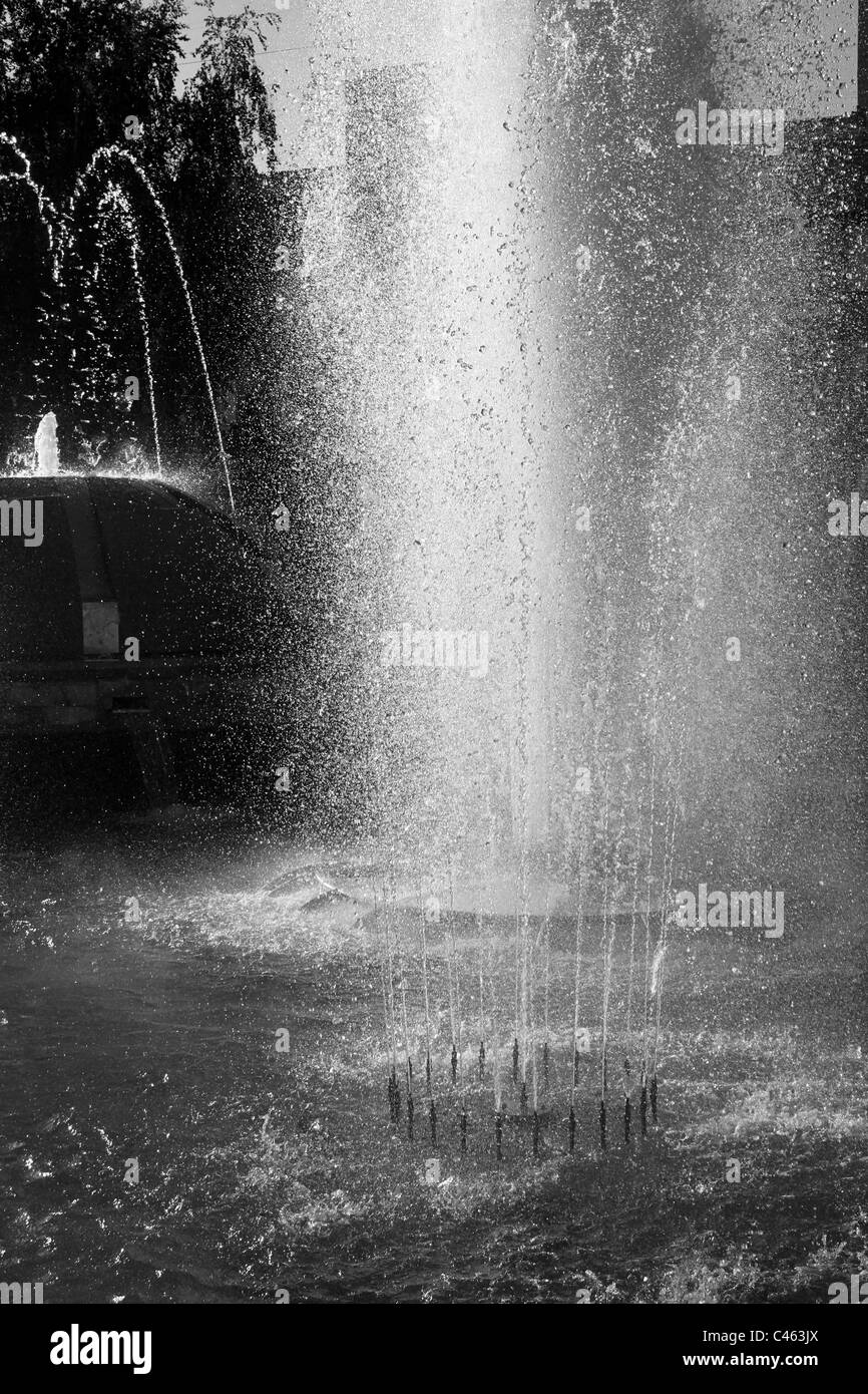 schwarz / weiß Foto des Brunnens Stockfoto