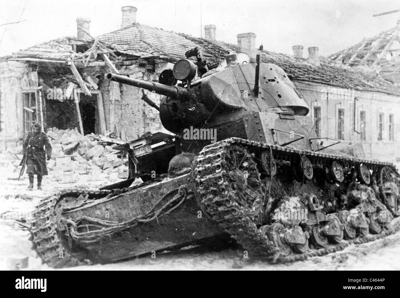 Schossen Sie russische Panzer, 1942 Stockfoto