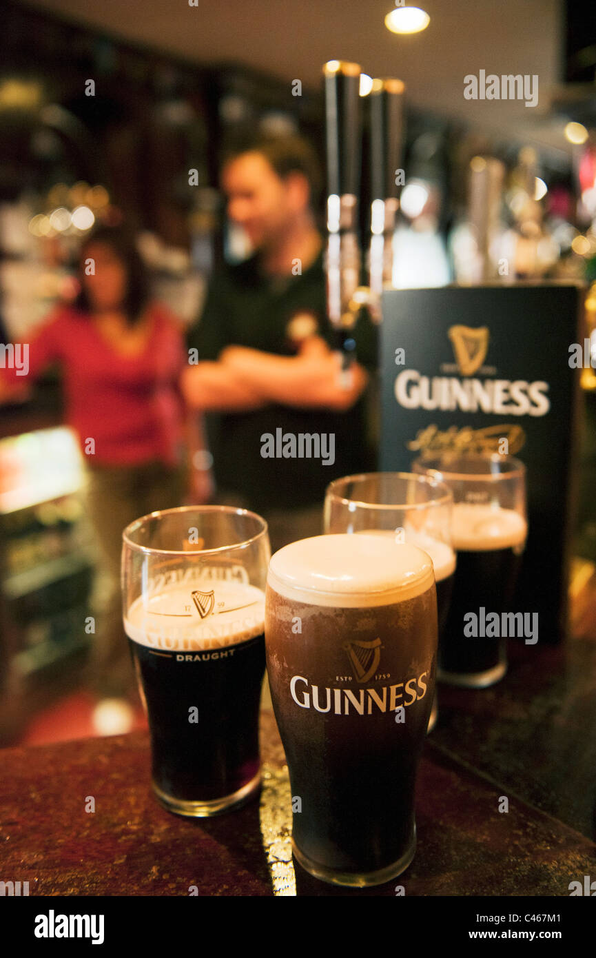 Guinness Fass, Murphy's Pub, Dingle, Irland Stockfoto