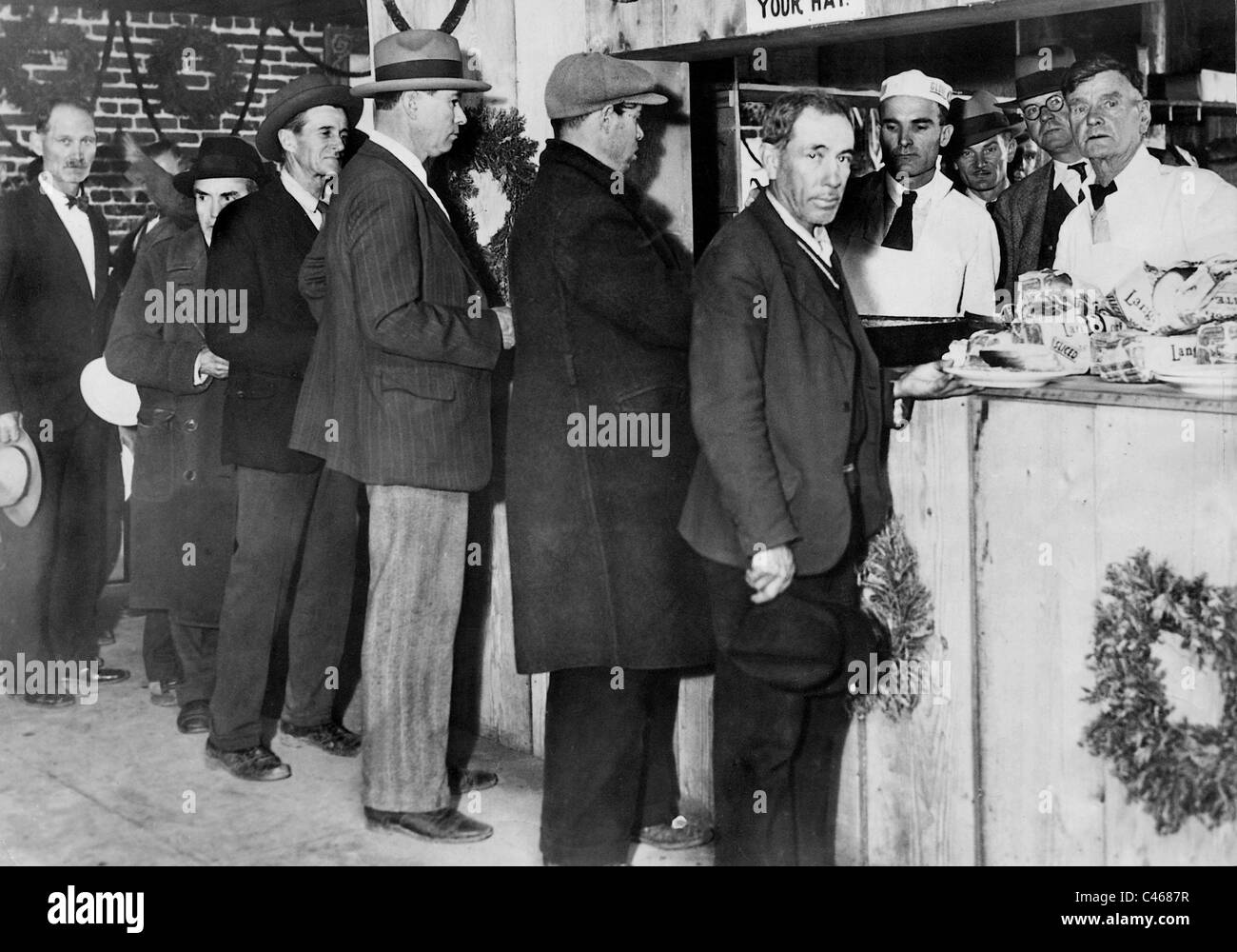 Fütterung der Arbeitslosen während der Great Depression, 1932 Stockfoto