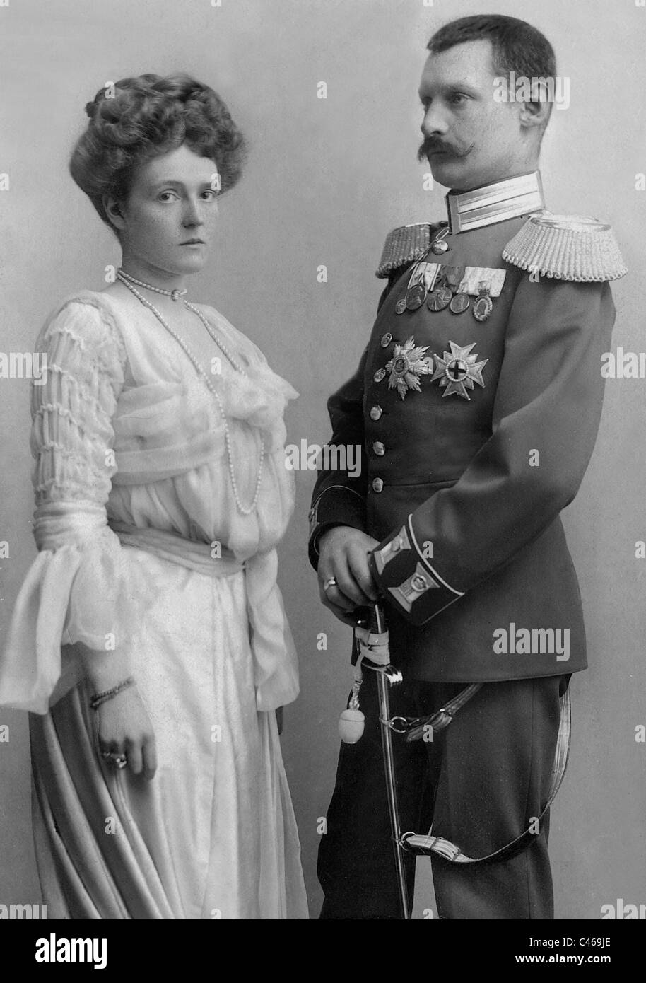 Kronprinz Rupprecht von Bayern mit Herzogin Marie Gabrielle in Bayern, 1903 Stockfoto