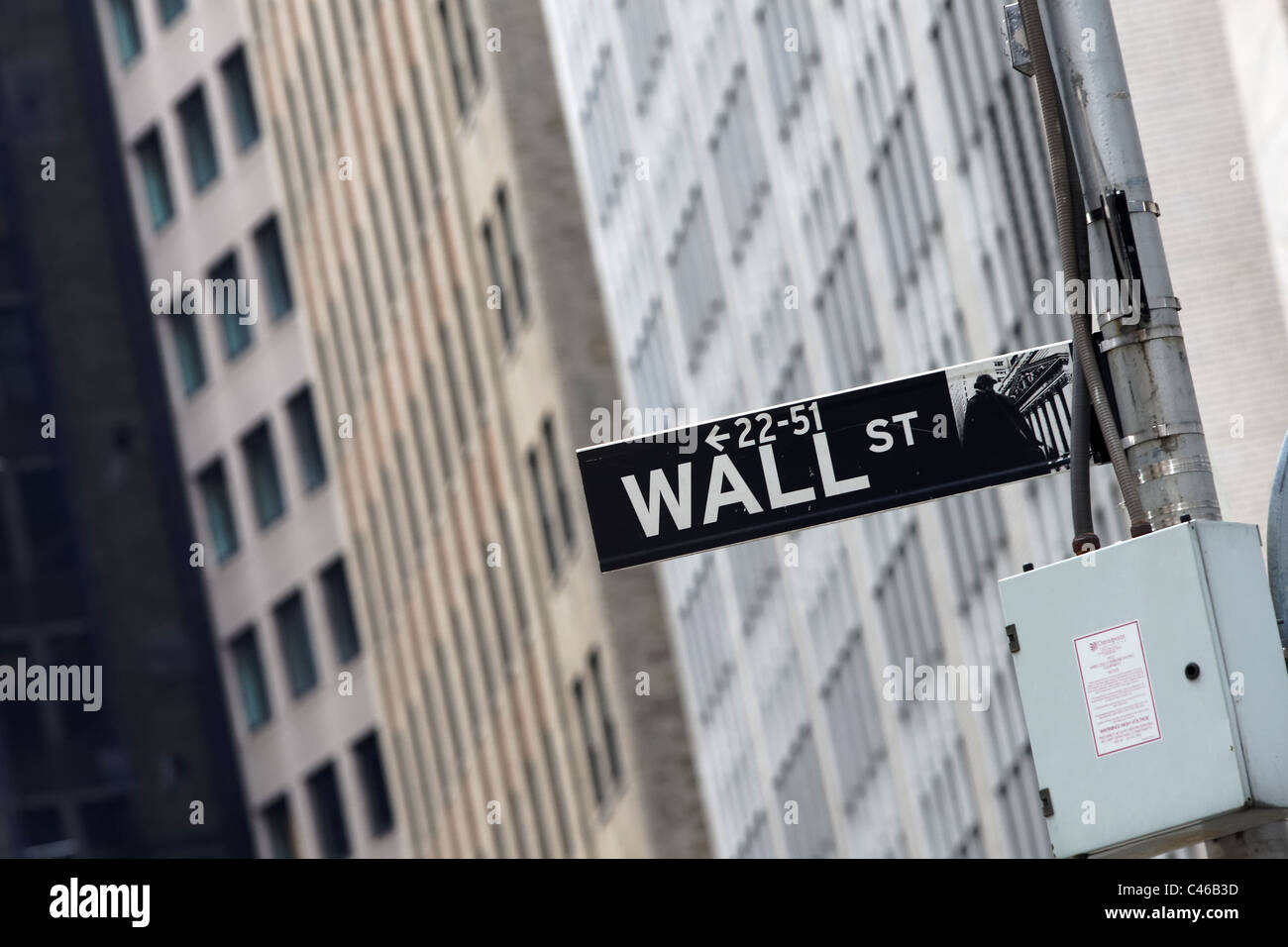 Wall Street im Bankenviertel, senken Sie Manhattan, New York City. Stockfoto