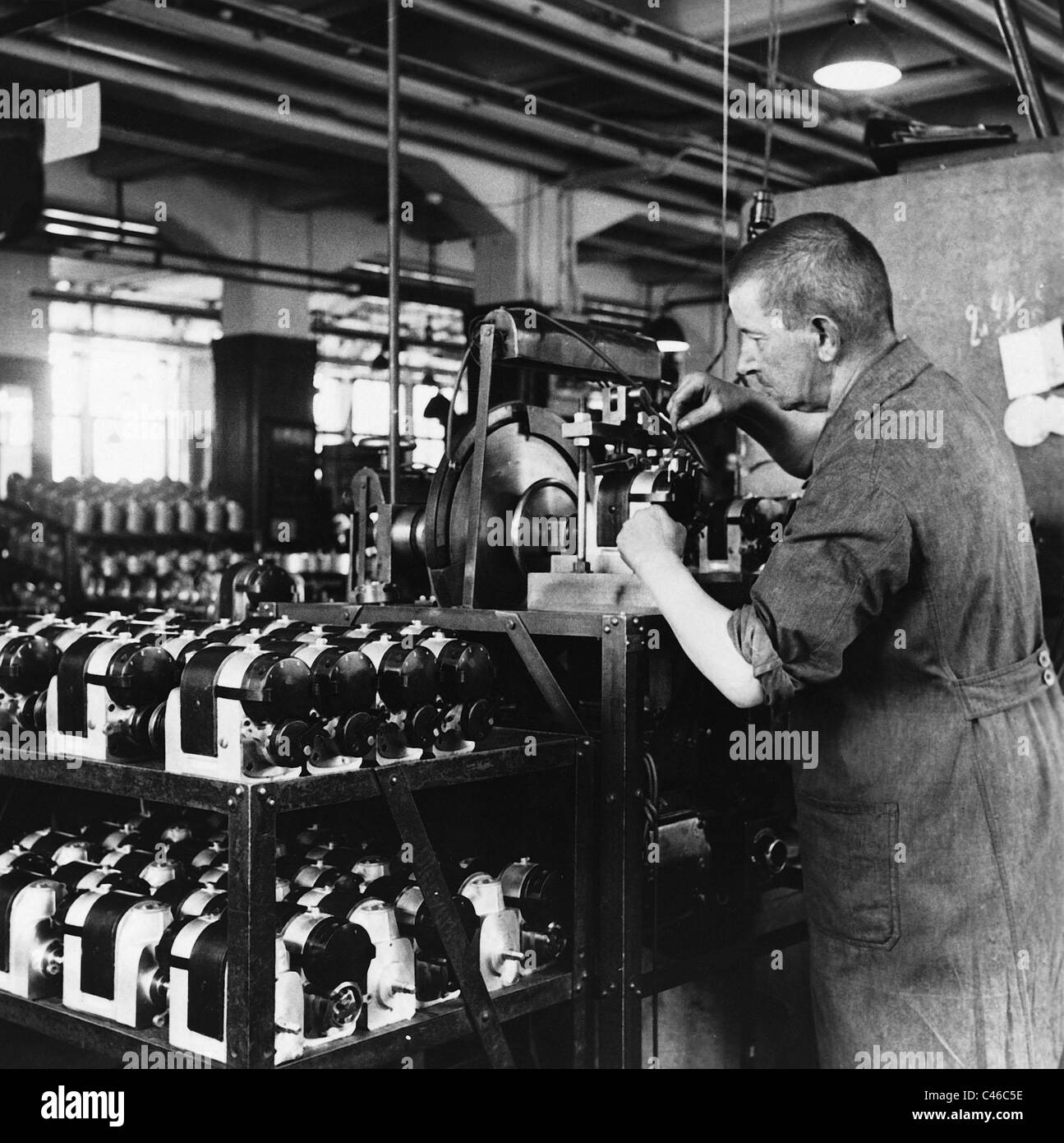 Industrielle Arbeiter bei Bosch, 1936 Stockfoto