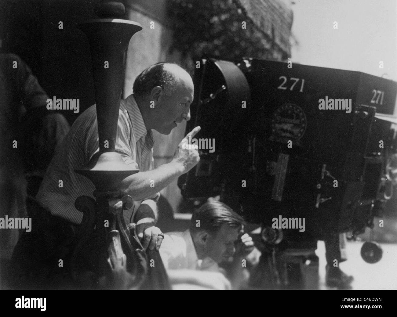 DeMille während der Dreharbeiten von "The Sign Of The Cross", 1932 Stockfoto