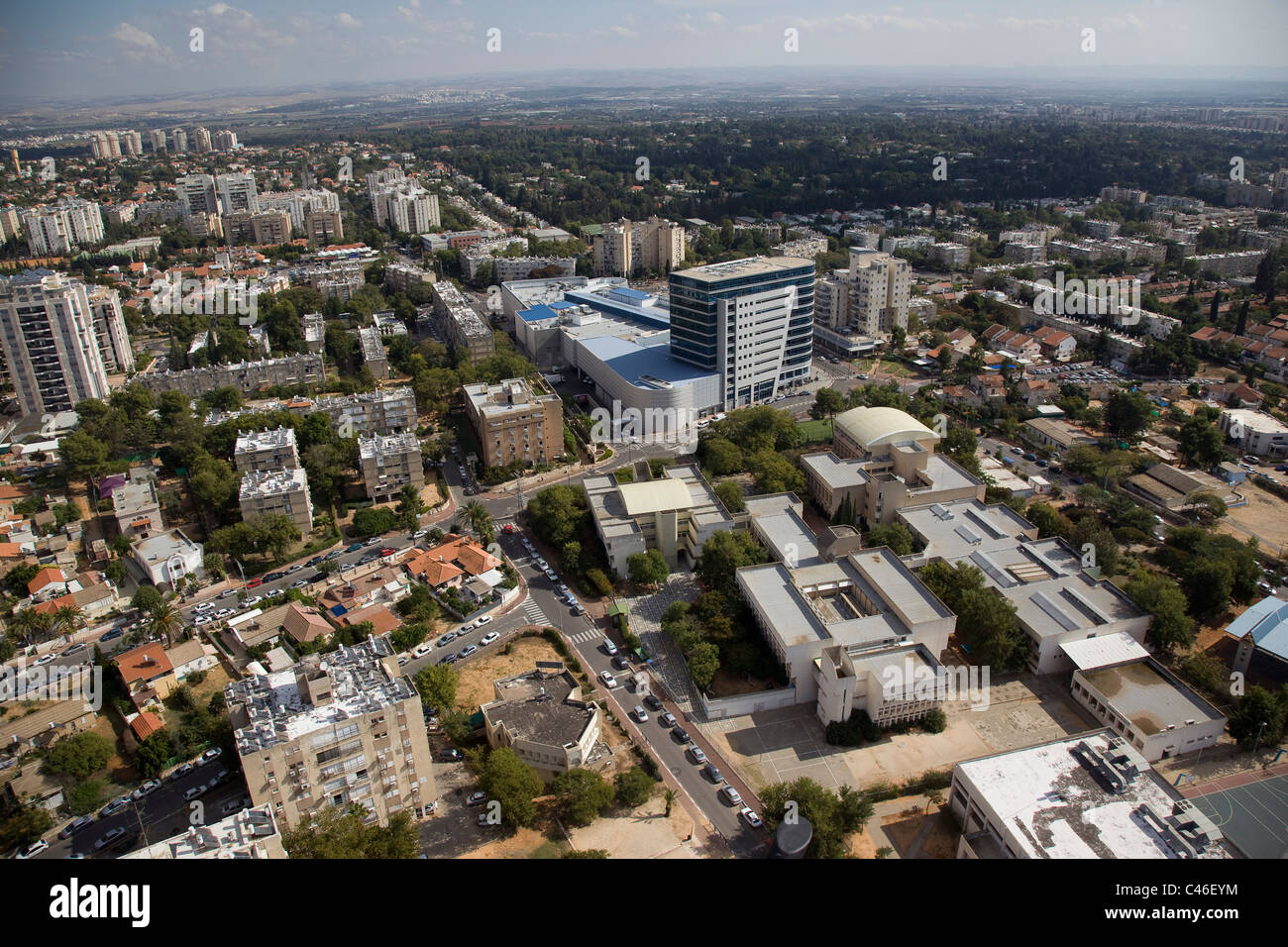 Luftaufnahme der Stadt von Kiryat Ono in der Dan-Metropole Stockfoto