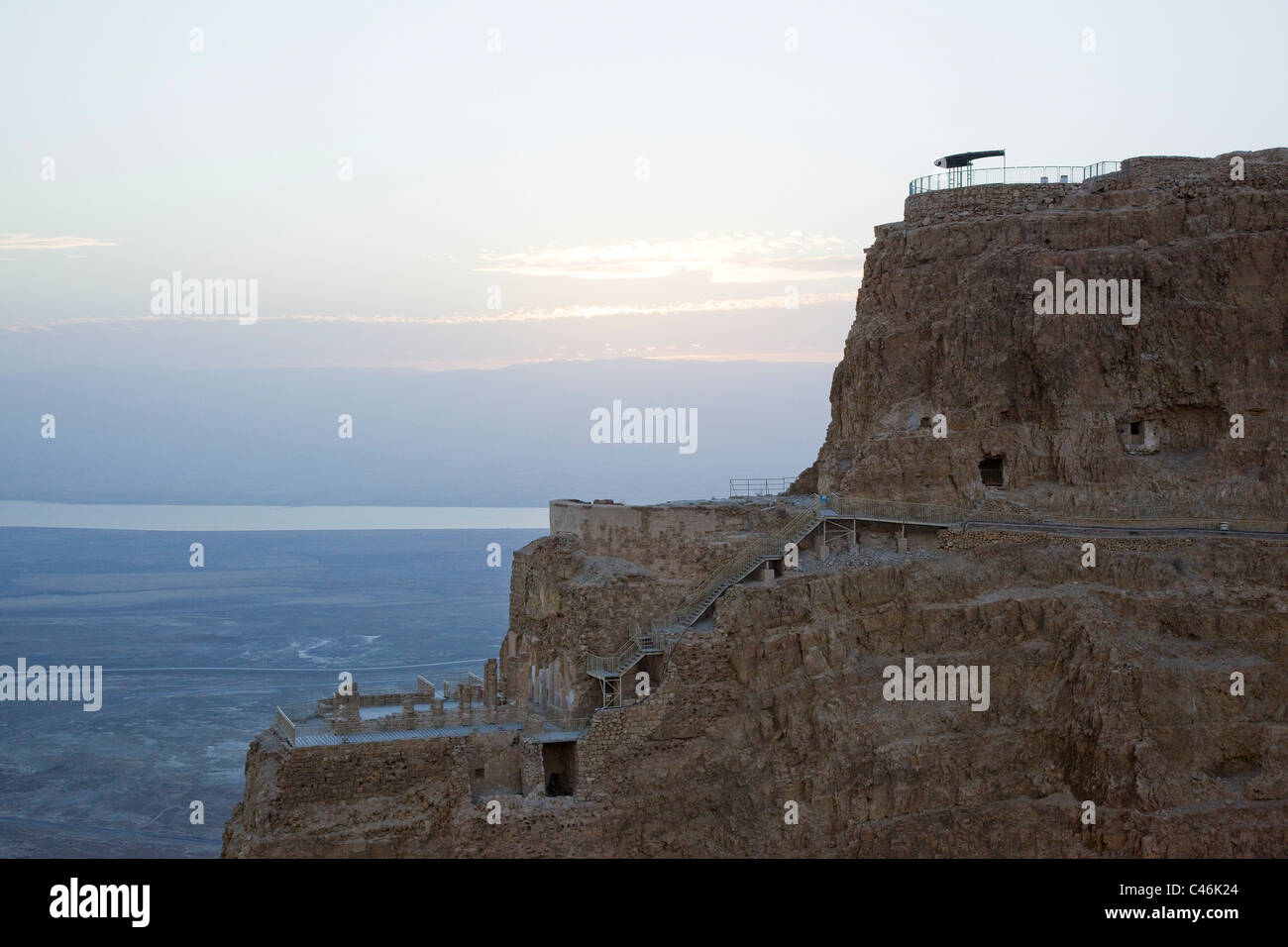 Luftaufnahme des nördlichen Palastes der archäologische Stätte von Masada datiert zu Herodes der große zwischen 37 bis 4 v. Chr. Stockfoto