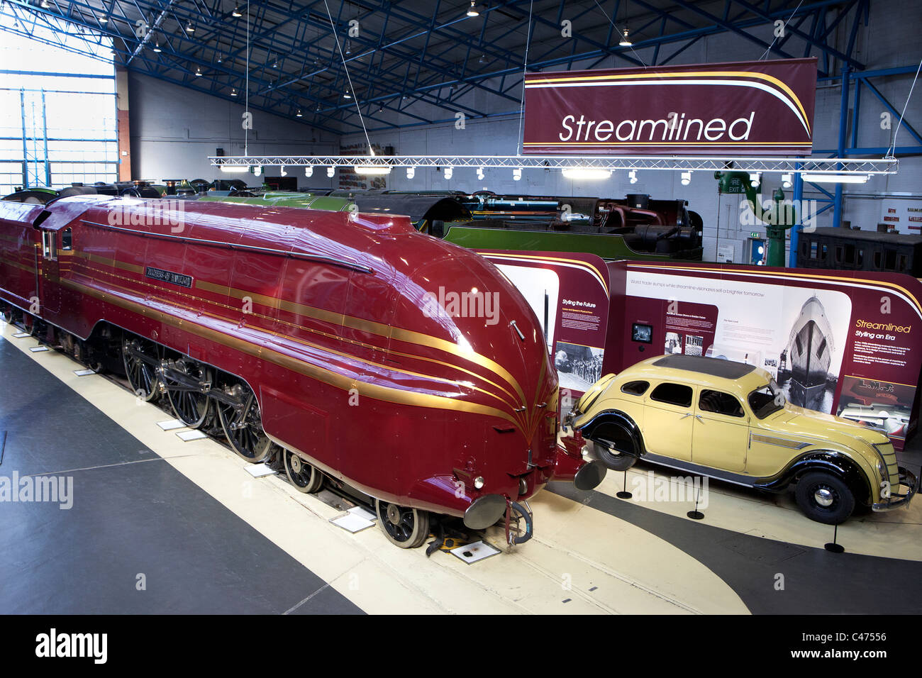 Die Duchess of Hamilton erhalten optimierte Dampf Lok im National Railway Museum in York Stockfoto