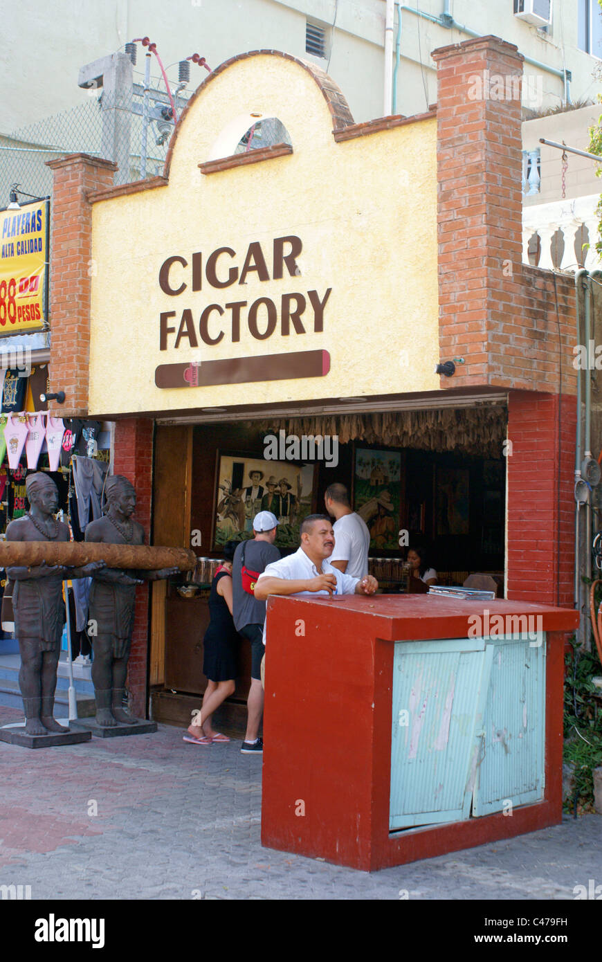 Zigarre zu speichern, in Playa del Carmen, Riviera Maya, Quintana Roo, Mexiko Stockfoto