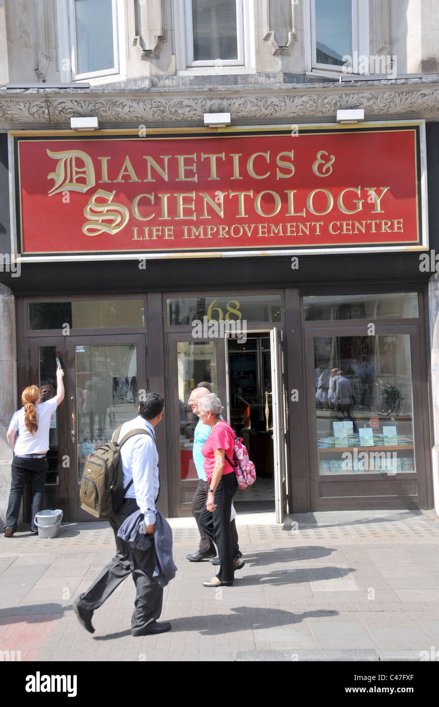 Dianetik & Scientology Tottenham Court Road London Religion Kult Ron Hubbard Kurbel seltsam religiös Stockfoto