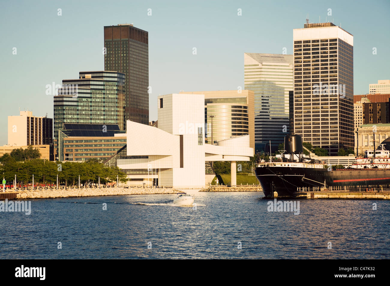 Cleveland, gesehen vom Eriesee Stockfoto