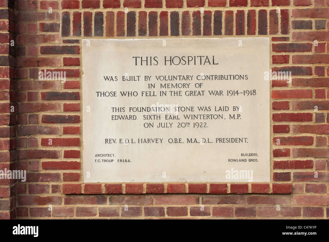 Grundstein des alten Teils von Horsham Krankenhaus West Sussex UK Stockfoto